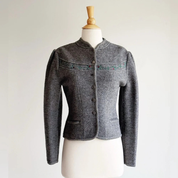 SKYR VINTAGE Gray Wool Embroidered Sweater 8 - Picture 2 of 8